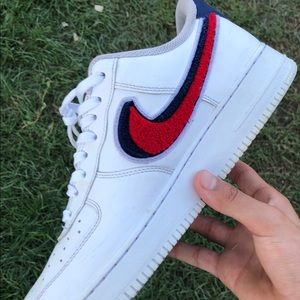 Nike air Force 1 chenille swoosh